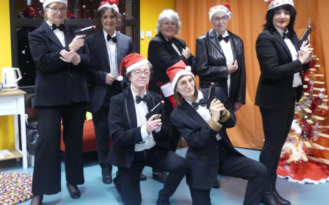🎄L&rsquo;EQUIPE DE LA MEDIATHEQUE VOUS SOUHAITE DE JOYEUSES FÊTES ✨
